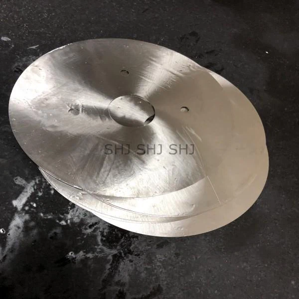 Round Bladed Knife